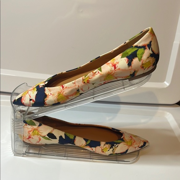 J. Crew Blue and White Floral Flats size 8 - Picture 6 of 12